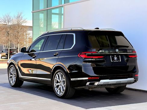 Certified 2025 BMW X7 xDrive40i w/ Premium Package AWD/4WD image 8