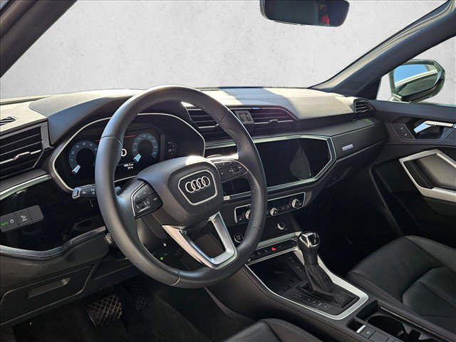 Certified 2024 Audi Q3 2.0T Premium Plus w/ Premium Plus Package AWD/4WD image 13