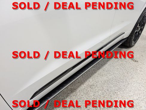 Used 2024 Cadillac XT6 Sport w/ LPO, ONYX Package AWD/4WD image 9