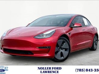 Used 2021 Tesla Model 3 Standard Range Plus video 1