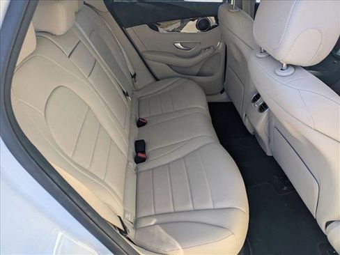 Certified 2022 Mercedes-Benz GLC 300 image 20