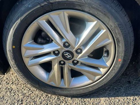 Used 2019 Hyundai Elantra Value Edition w/ Cargo Package image 25