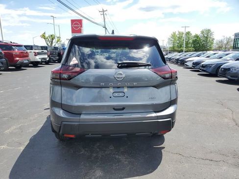 New 2026 Nissan Rogue SV AWD/4WD image 6