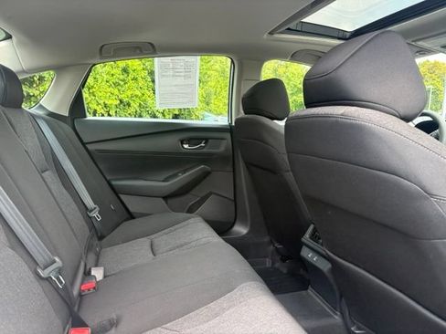 Used 2025 Honda Accord SE image 15