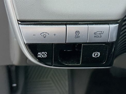 Used 2024 Hyundai Ioniq 5 SEL image 17