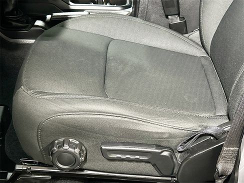 Used 2021 Jeep Wrangler Unlimited Sport image 16