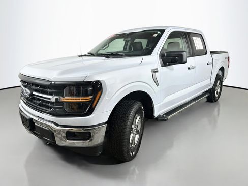 Used 2025 Ford F150 XLT w/ Equipment Group 301A Standard AWD/4WD image 3