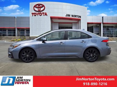 Used 2024 Toyota Corolla SE FWD image 4