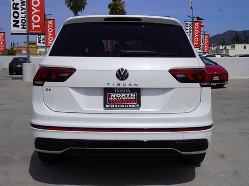 Used 2022 Volkswagen Tiguan SE R-Line FWD image 6