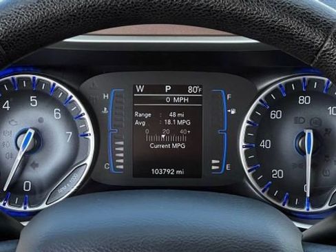 Used 2020 Chrysler Voyager Lxi image 35