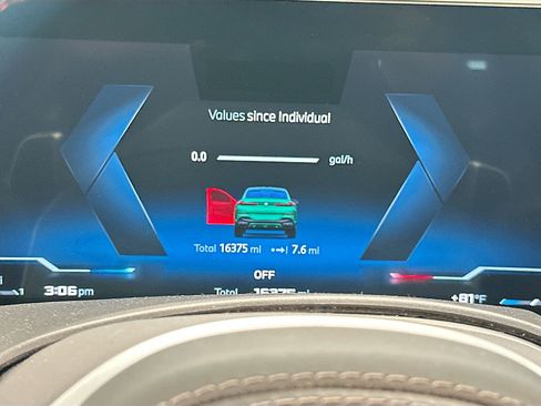 Used 2026 BMW X6 M60i AWD/4WD image 11