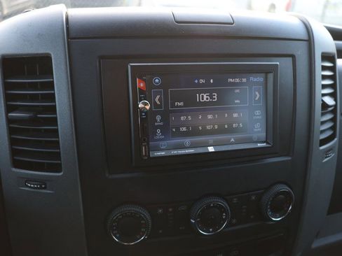 Used 2016 Mercedes-Benz Sprinter 3500 image 16