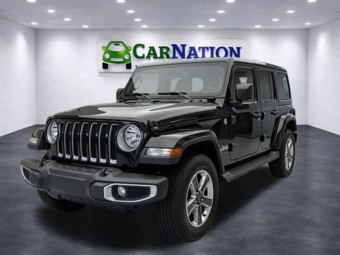 Used 2018 Jeep Wrangler Unlimited Sahara w/ Dual Top Group AWD/4WD image 1