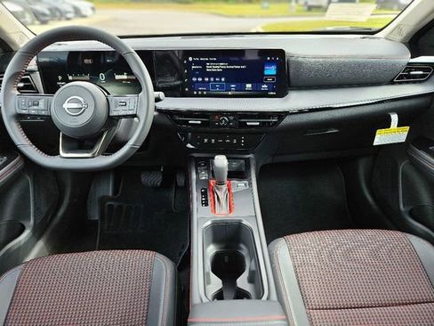 New 2026 Nissan Kicks SR image 12