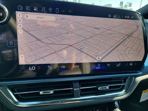 New 2026 Chevrolet Equinox EV LT image 8