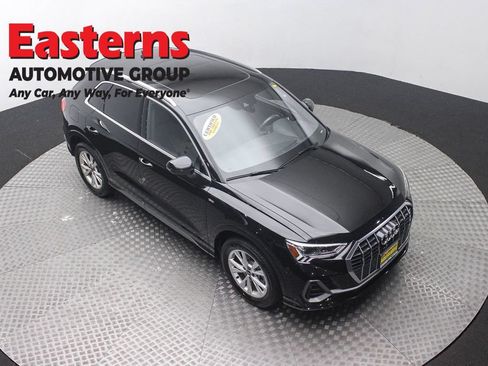 Used 2025 Audi Q3 2.0T Premium AWD/4WD image 3