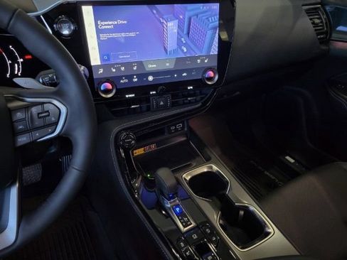 Used 2025 Lexus NX 350 AWD w/ Accessory Package (P2) image 38