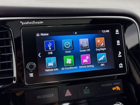 Used 2017 Mitsubishi Outlander SE image 38