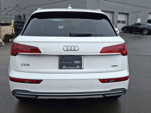 Used 2023 Audi Q5 2.0T Premium w/ Convenience Package image 23