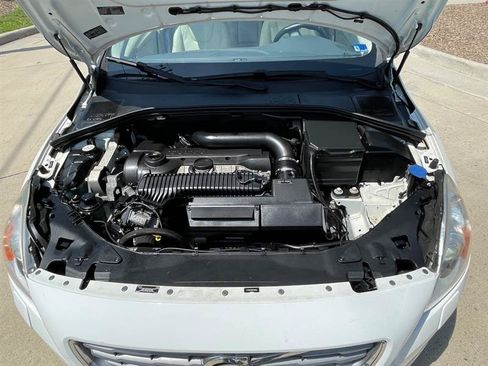 Used 2013 Volvo S60 T5 AWD/4WD image 44