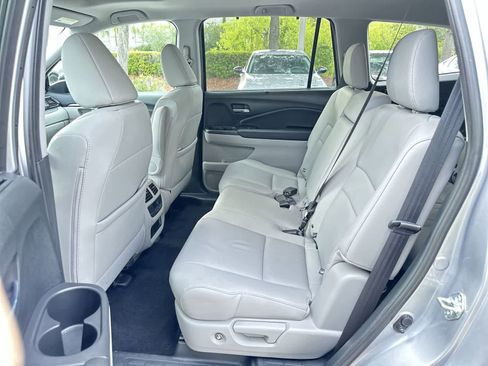 Used 2021 Honda Pilot Special Edition image 13