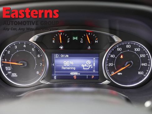 Used 2023 GMC Acadia SLE FWD image 17