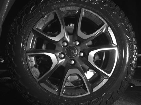 Used 2025 Jeep Compass Trailhawk AWD/4WD image 14
