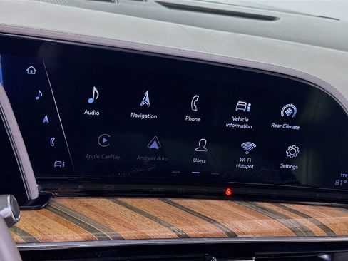 Used 2021 Cadillac Escalade Sport Platinum RWD image 13