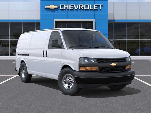 New 2026 Chevrolet Express 2500 w/ Driver Convenience Package RWD image 7