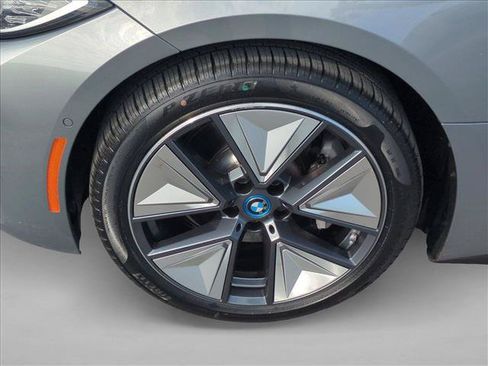 Used 2023 BMW i4 eDrive40 RWD image 25