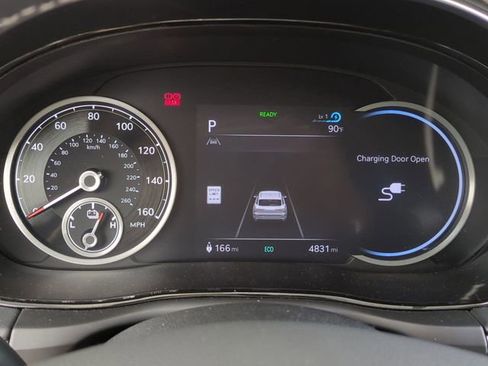 Certified 2024 Genesis Electrified GV70 Advanced image 28