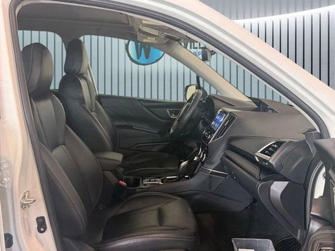 Certified 2023 Subaru Forester Touring AWD/4WD image 6