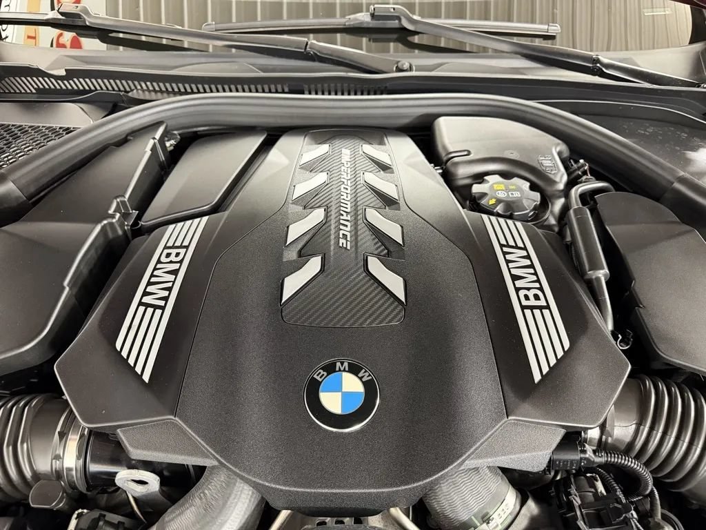 Used 2023 BMW M850i Gran Coupe xDrive AWD/4WD image 9