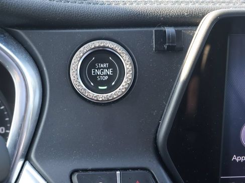 Used 2020 Chevrolet Blazer LT FWD image 29