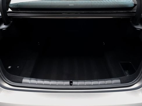 Used 2023 BMW 740i RWD image 71
