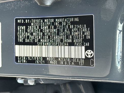 Used 2025 Toyota Corolla LE w/ Convenience Package FWD image 46