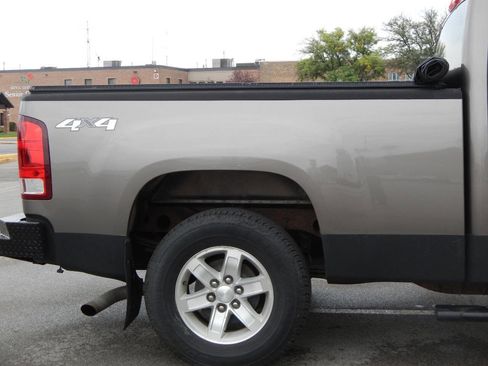 Used 2013 GMC Sierra 1500 SLE w/ Power Tech Package image 21