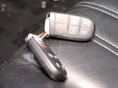Used 2021 Chrysler 300 S RWD image 16