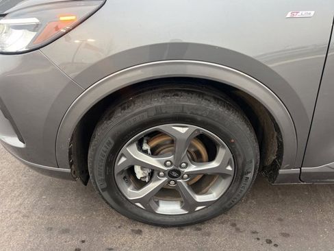 Certified 2023 Ford Escape ST-Line Select w/ Tech Pack #1 image 9