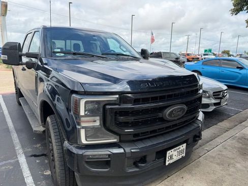 Used 2022 Ford F250 Lariat AWD/4WD image 2