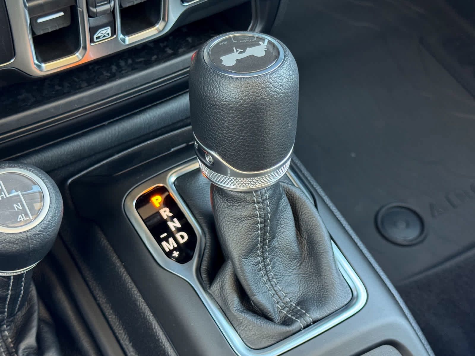 Used 2025 Jeep Wrangler Unlimited Sport AWD/4WD image 63