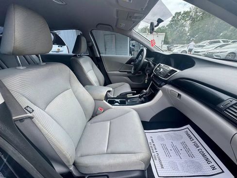 Used 2017 Honda Accord LX image 15
