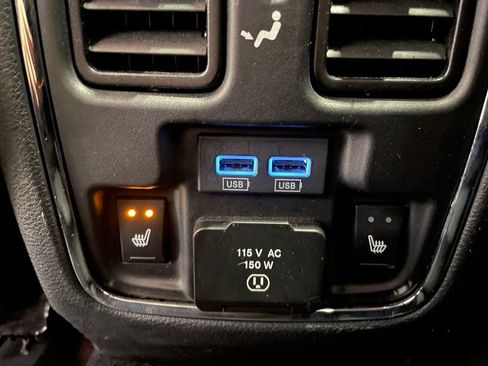 Used 2020 Jeep Grand Cherokee Limited w/ Luxury Group II image 40