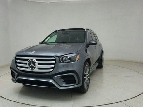 Used 2025 Mercedes-Benz GLS 450 4MATIC image 75