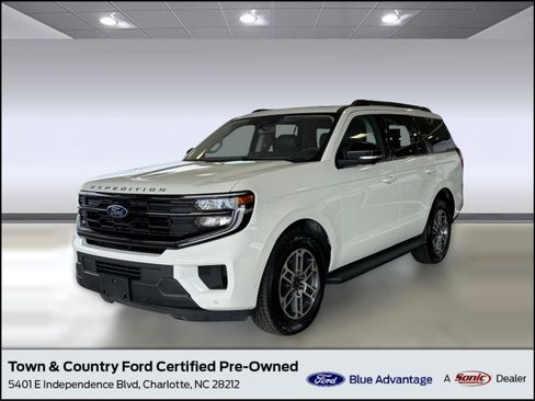 Used 2025 Ford Expedition Active image 1