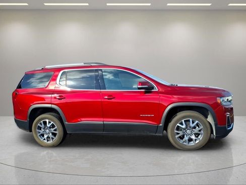 Used 2023 GMC Acadia SLT AWD/4WD image 2