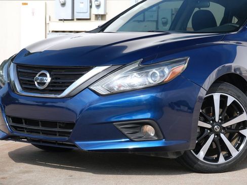 Used 2018 Nissan Altima 2.5 SR FWD image 20