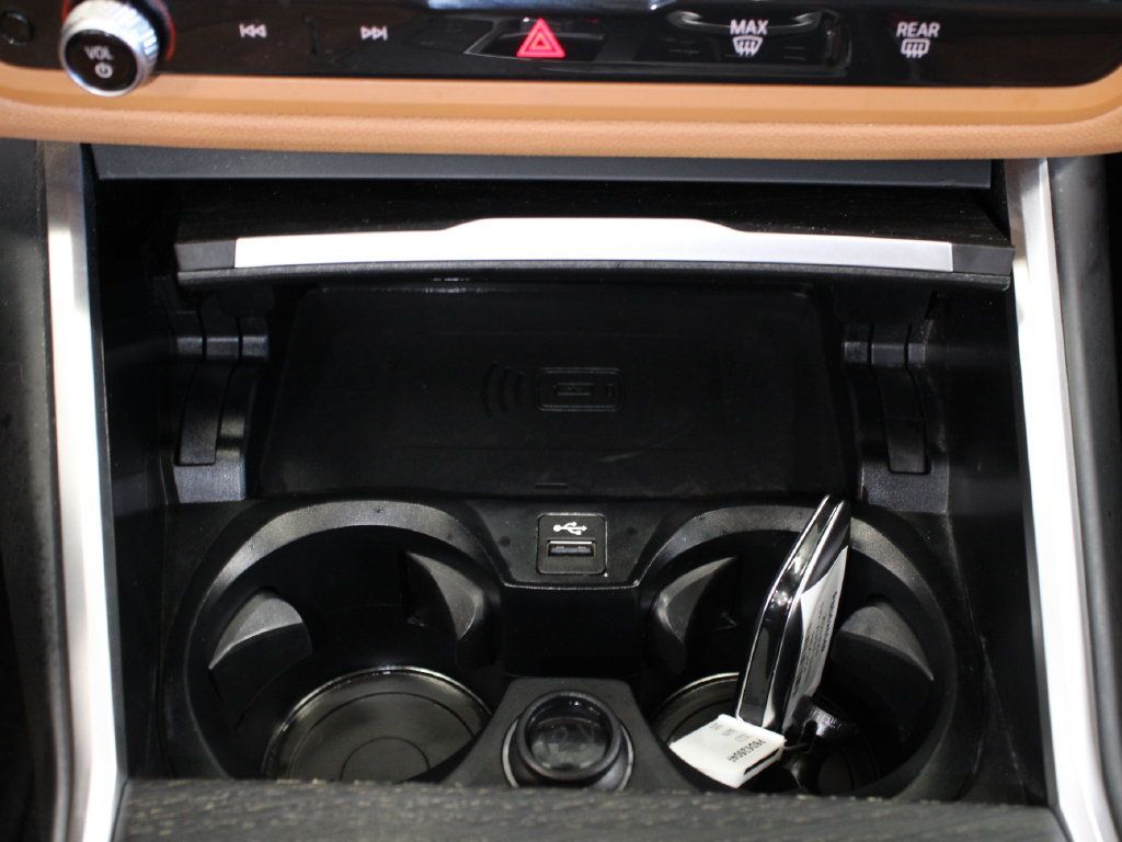 Used 2023 BMW 330i Sedan w/ Premium Package RWD image 27