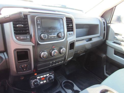 Used 2018 RAM 2500 Tradesman w/ Chrome Appearance Group AWD/4WD image 25