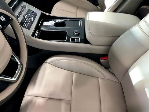 Used 2023 Lincoln Aviator Standard image 21